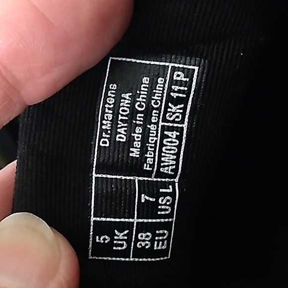 Women's Dr. Martens Daytona floral shoes size 7 💥LIKE NEW💥 - Picture 9 of 10